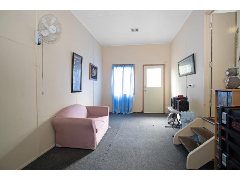 27 Main Street, Bakers Creek QLD 4740