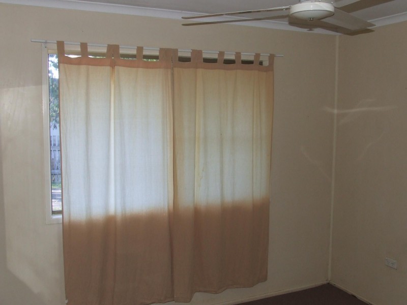 1 & 2/18 Eaglemount Road, Andergrove QLD 4740