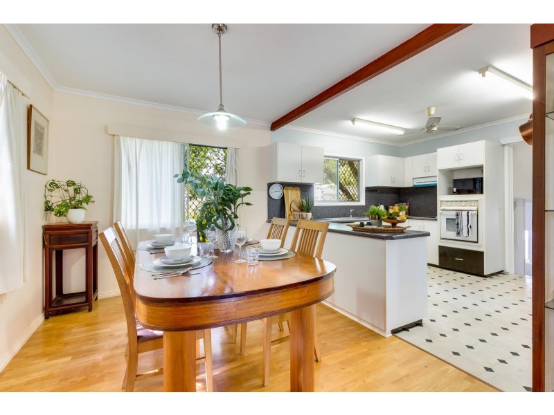 8 Emu Street, Slade Point QLD 4740