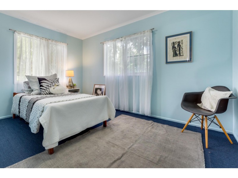 8 Emu Street, Slade Point QLD 4740