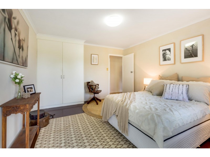 8 Emu Street, Slade Point QLD 4740