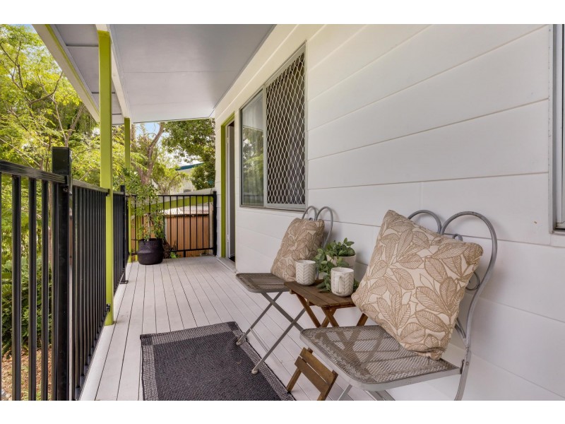 8 Emu Street, Slade Point QLD 4740