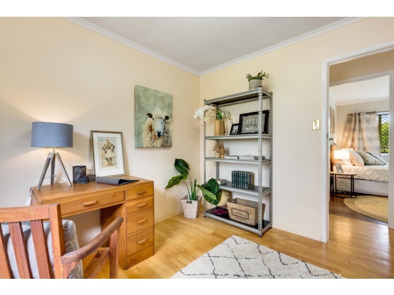 8 Emu Street, Slade Point QLD 4740