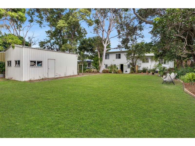 8 Emu Street, Slade Point QLD 4740