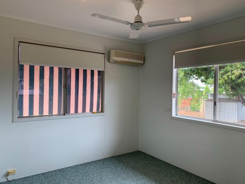 2 Harris Court, Moranbah QLD 4744