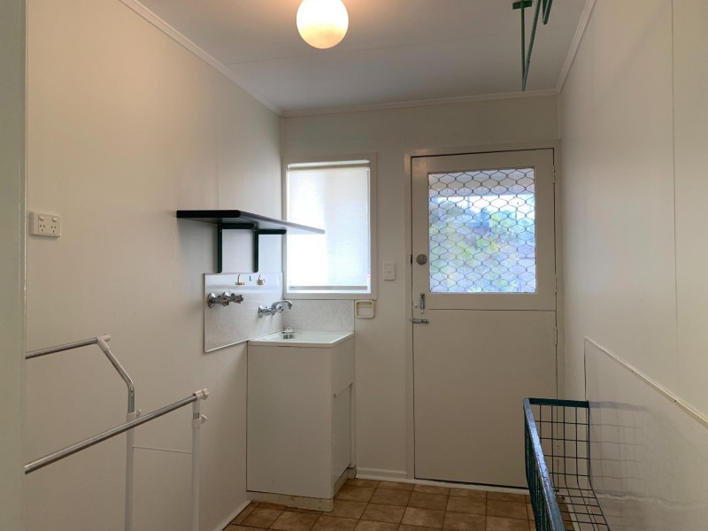 2 Harris Court, Moranbah QLD 4744