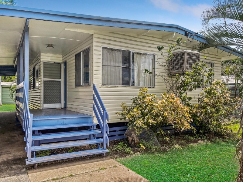 16 Caleb Crescent, Dysart QLD 4745