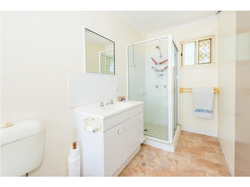 25 John Oxley Avenue, Rural View QLD 4740