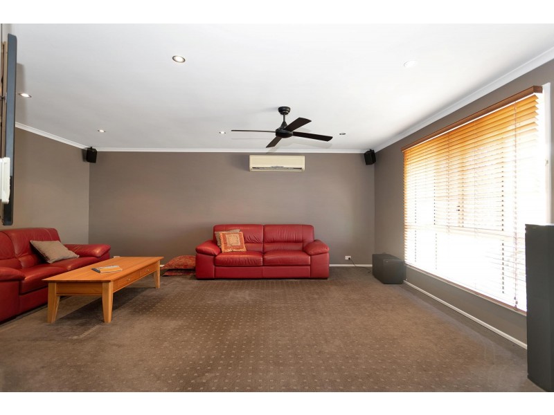18 Langer Drive, Eimeo QLD 4740