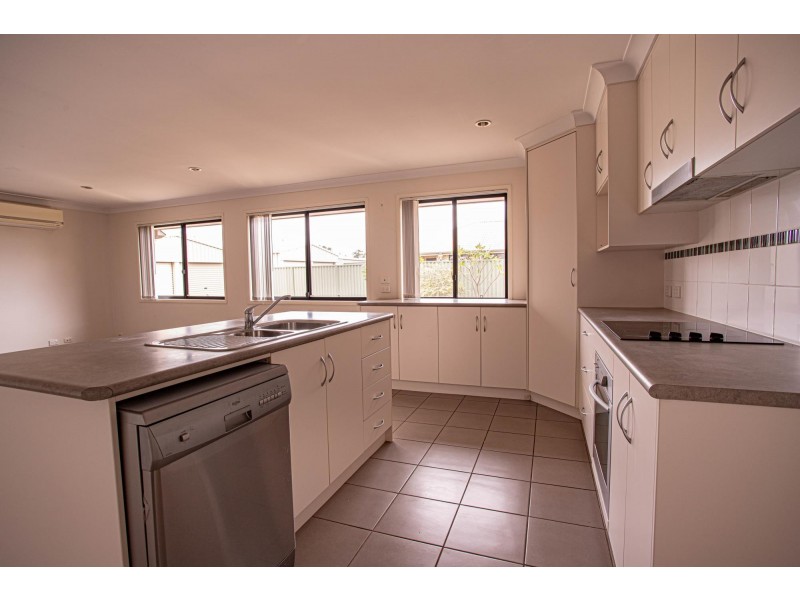 38 Hannay Street, Moranbah QLD 4744