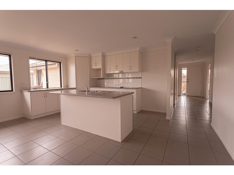 38 Hannay Street, Moranbah QLD 4744