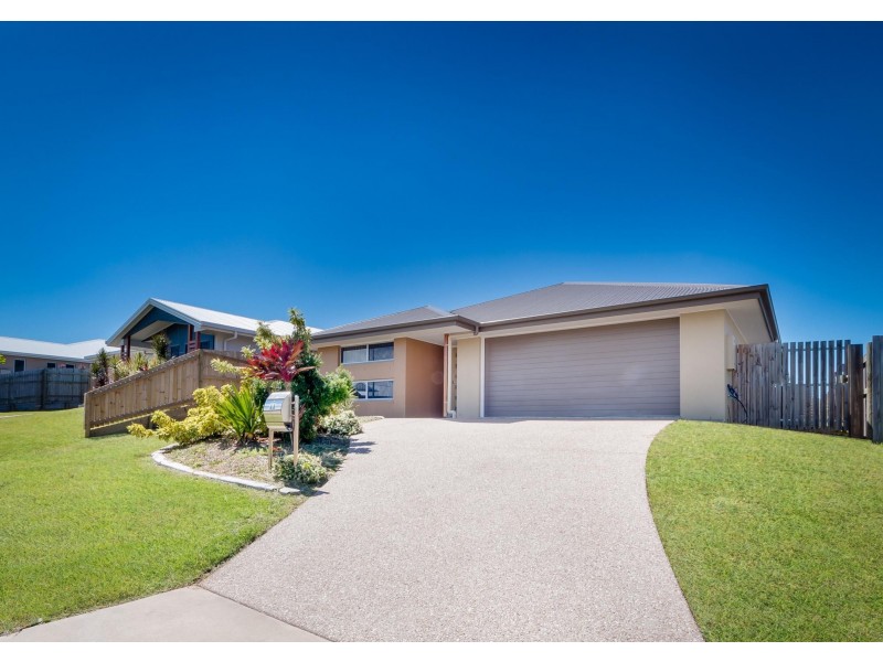 11 Yatay Street, Rural View QLD 4740