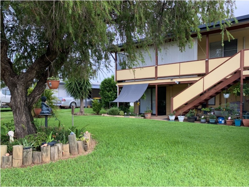 19 Archer Drive, Moranbah QLD 4744