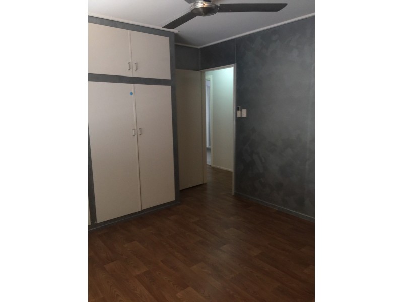 15 Armstrong Crescent, Dysart QLD 4745