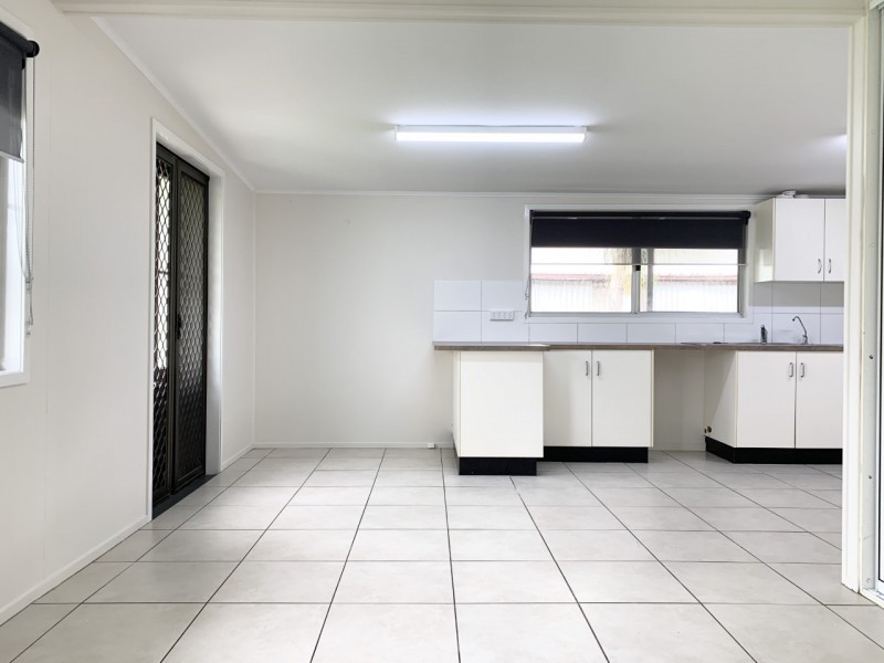 27 Middle Crescent, Dysart QLD 4745