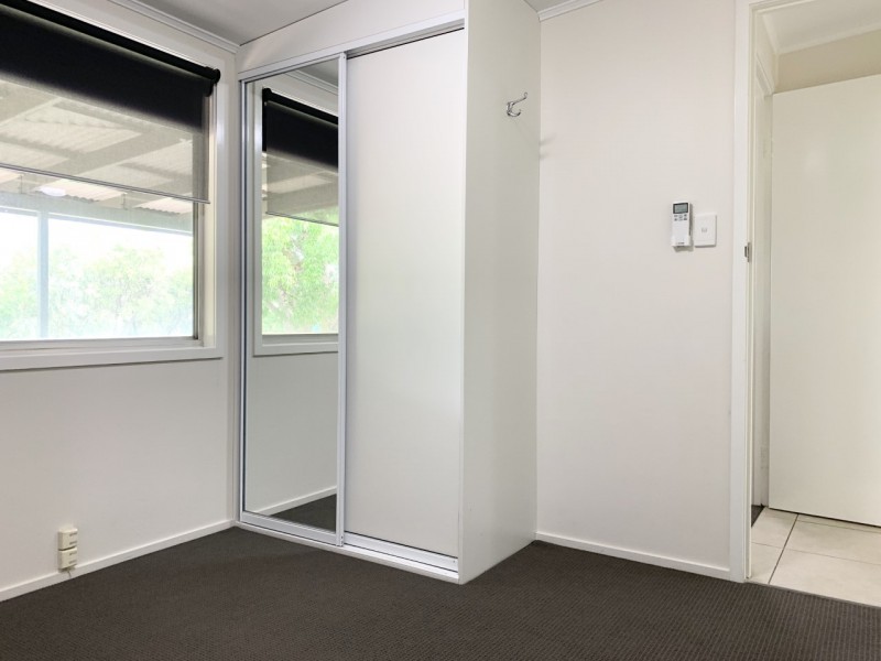 27 Middle Crescent, Dysart QLD 4745