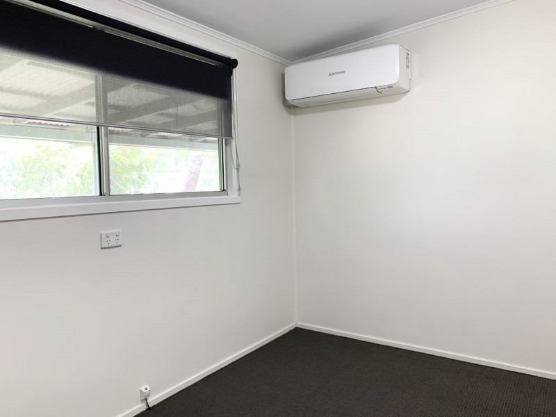 27 Middle Crescent, Dysart QLD 4745