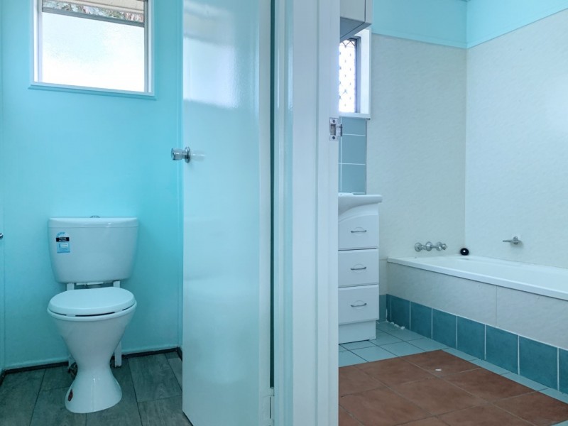 1 Pownall Street, Dysart QLD 4745