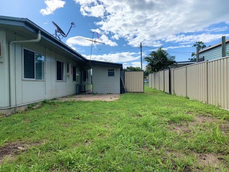 1 Pownall Street, Dysart QLD 4745