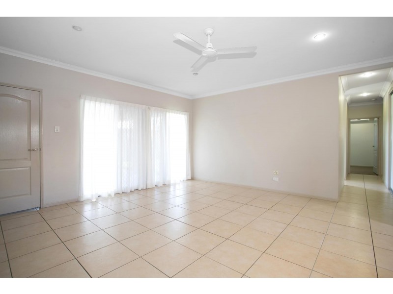 16 Lois Street, Mount Pleasant QLD 4740