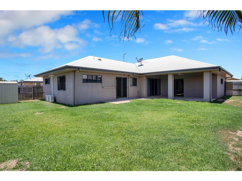 16 Lois Street, Mount Pleasant QLD 4740