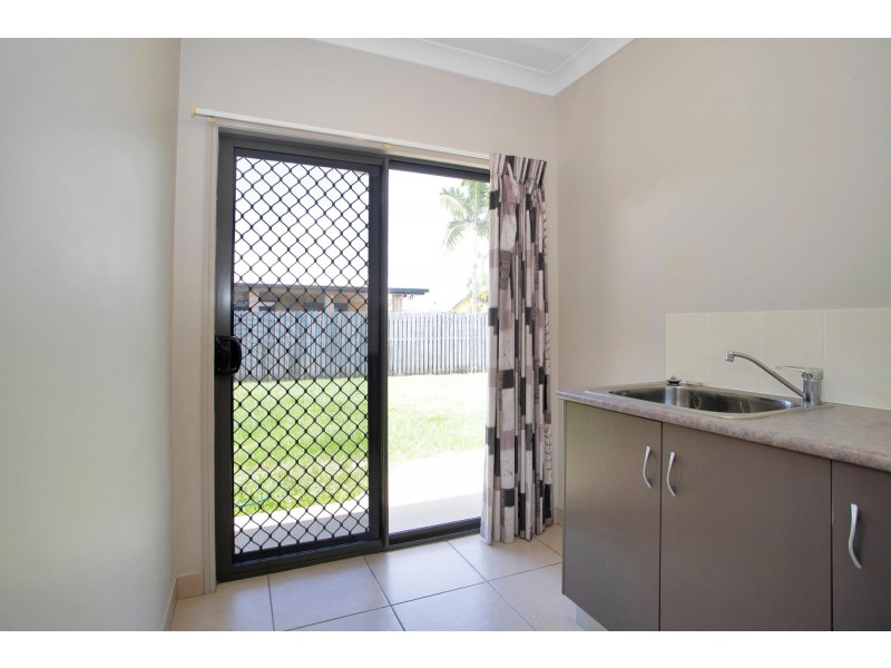 16 Lois Street, Mount Pleasant QLD 4740