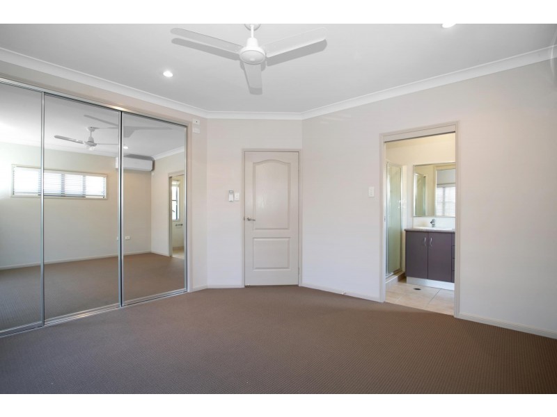 16 Lois Street, Mount Pleasant QLD 4740