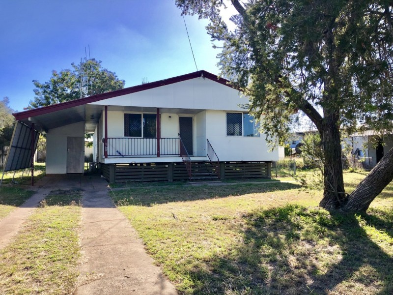 10 Menzies Street, Dysart QLD 4745