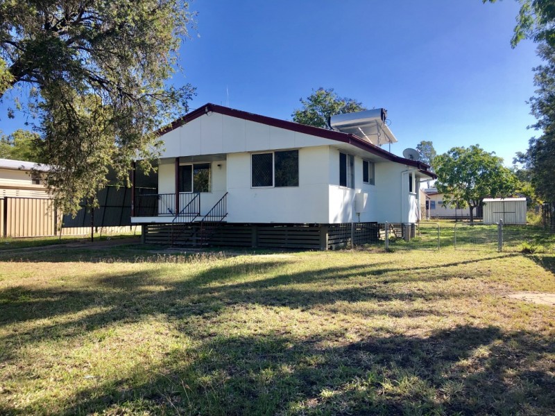 10 Menzies Street, Dysart QLD 4745
