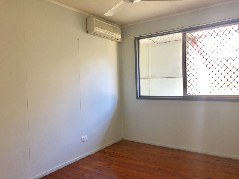 10 Menzies Street, Dysart QLD 4745