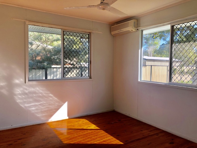 10 Menzies Street, Dysart QLD 4745