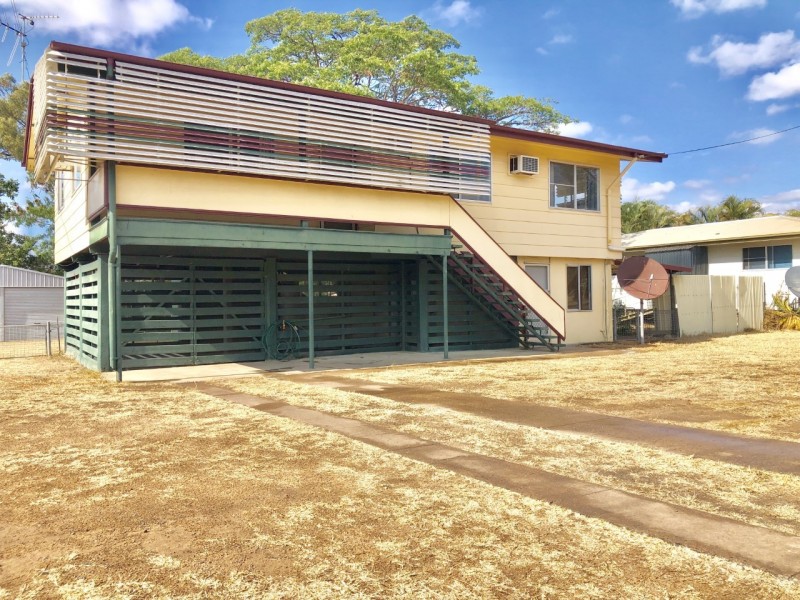 21 Garnham Dr, Dysart QLD 4745