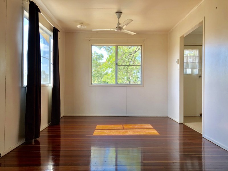 21 Garnham Dr, Dysart QLD 4745