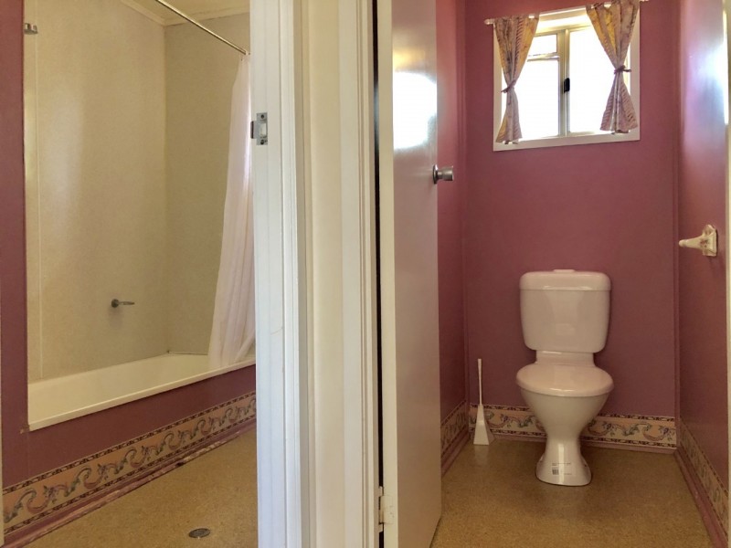 21 Garnham Dr, Dysart QLD 4745