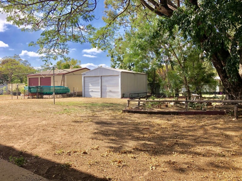 21 Garnham Dr, Dysart QLD 4745