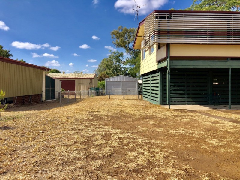 21 Garnham Dr, Dysart QLD 4745