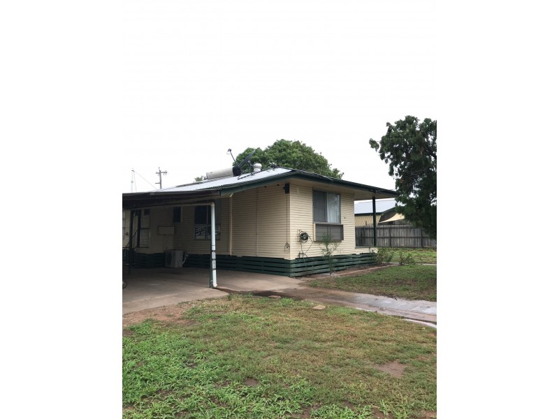 2 Laver Street, Moranbah QLD 4744