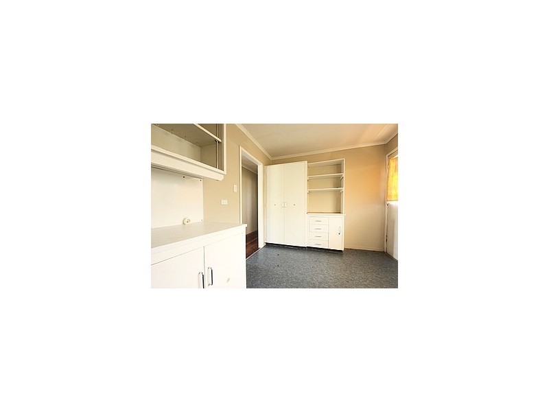 6 Fraser Street, Moranbah QLD 4744