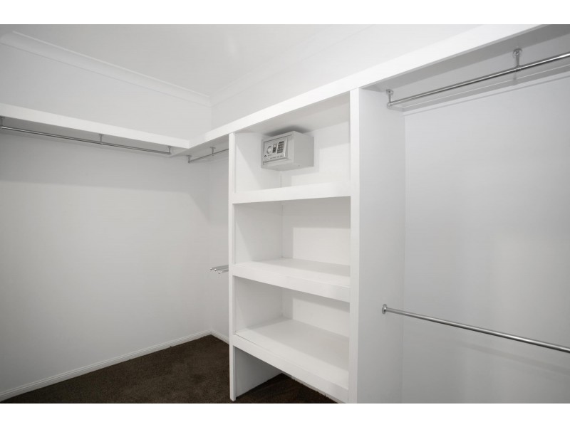 26 Madison Avenue, Glenella QLD 4740