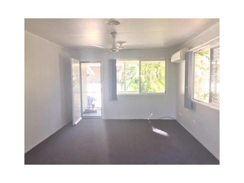 13 Wallace, Dysart QLD 4745