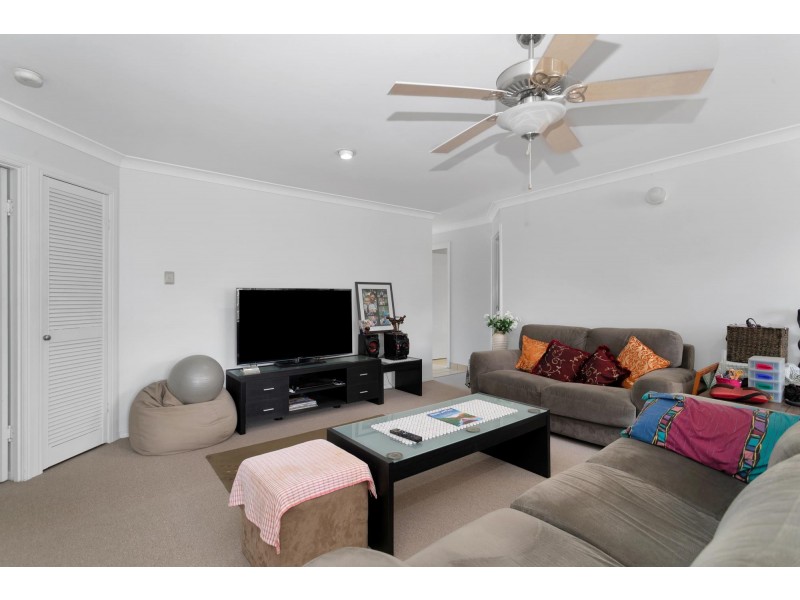 2/185 bedford Road, Andergrove QLD 4740