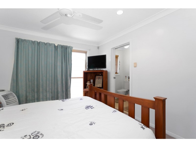 2/185 bedford Road, Andergrove QLD 4740