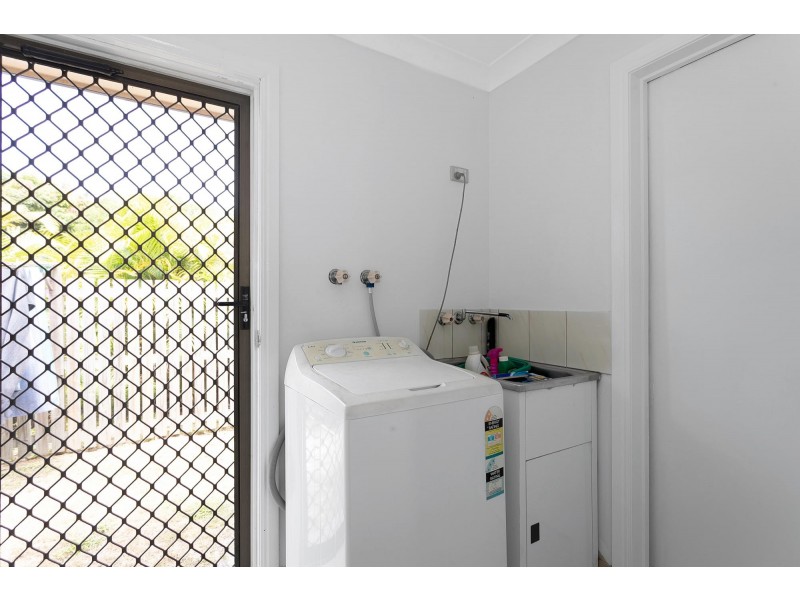 2/185 bedford Road, Andergrove QLD 4740