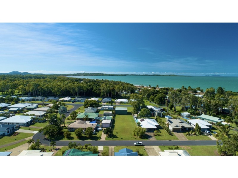 9 Rankin Court, Armstrong Beach QLD 4737