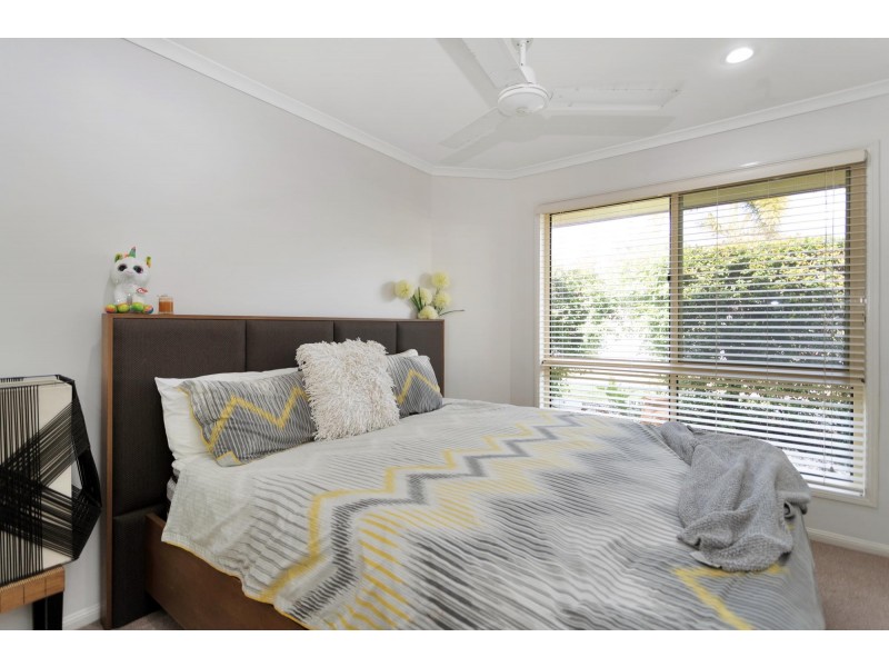 15 Morgan Court, Rural View QLD 4740