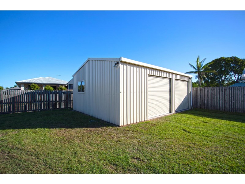 79 Bradman Drive, Glenella QLD 4740