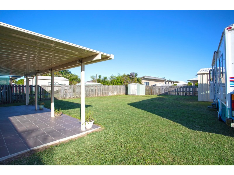 79 Bradman Drive, Glenella QLD 4740