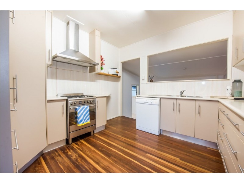 12 Pheasant Street, Slade Point QLD 4740