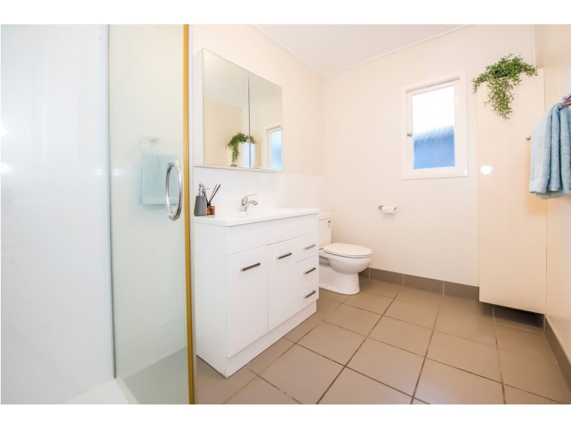 12 Pheasant Street, Slade Point QLD 4740