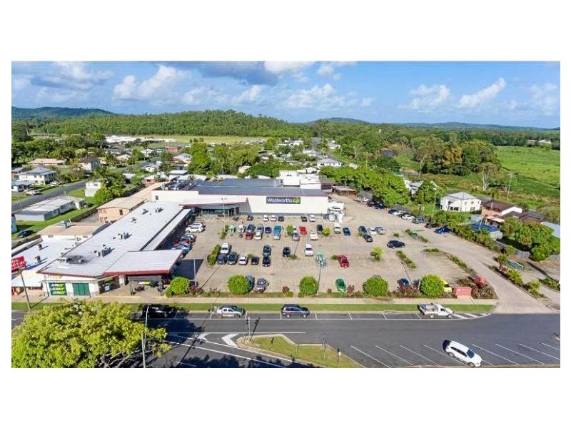 18 Atherton Street, Sarina QLD 4737